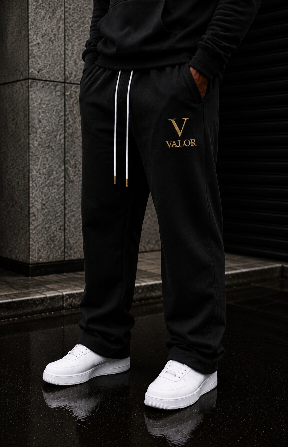Midnight Black VALOR Tracksuit.
￼￼