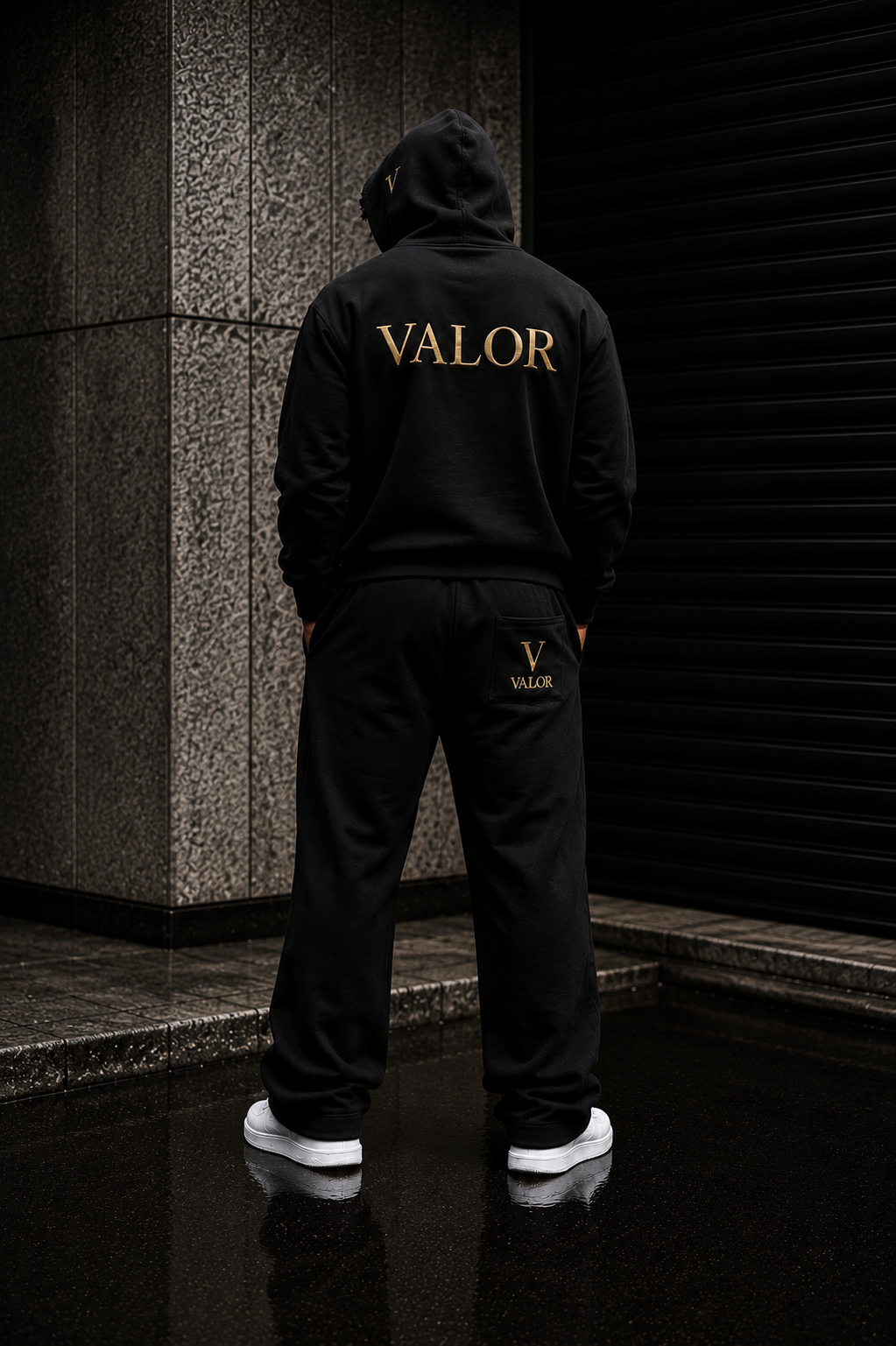 Midnight Black VALOR Tracksuit.
￼￼