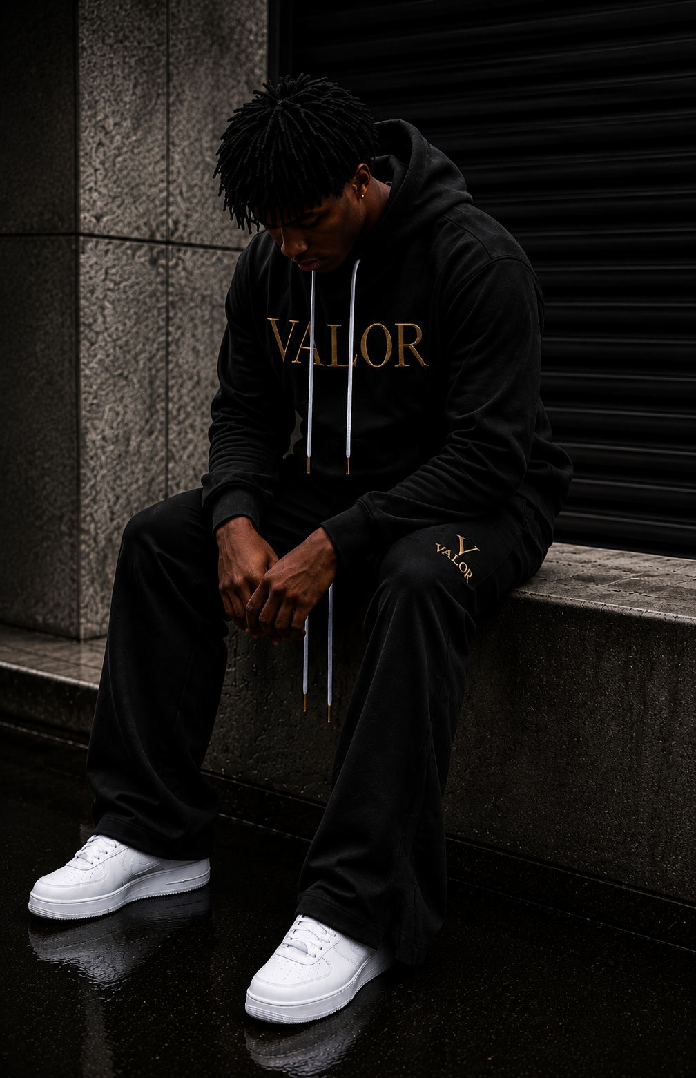 Midnight Black VALOR Tracksuit.
￼￼